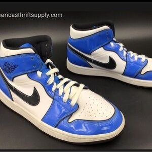 Jordan 1s Blue and white